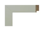 Moldura de madera de pino finger lacado en blanco modelo 022-030, con perfil recto y acabado liso mate. Moldura de estilo moderno y líneas limpias