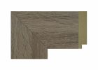 Moldura de MDF gris con acabado texturizado y perfil recto