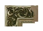 Moldura de madera plata labrada con relieve clásico y acabado envejecido