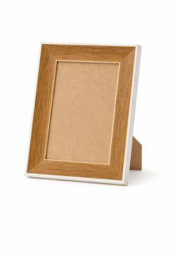 Portafoto de madera de pino finger color blanco con centro color nogal