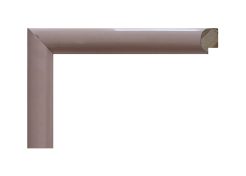 Marco color rosa brillo, modelo 196-017. Moldura fabricada en madera de Ayous forrada en aluminio con acabado lacado de alto brillo en tono rosa. Su perfil redondeado y su superficie pulida aportan un estilo moderno y elegante, ideal para enmarcar fotografías, ilustraciones o espejos, destacando en espacios contemporáneos o decoraciones juveniles.