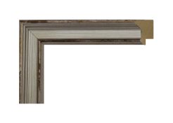 Marco de madera ayous en color plata envejecida con acabado liso y detalles desgastados, ideal para enmarcar cuadros, láminas y fotografías aportando un estilo elegante y decorativo.