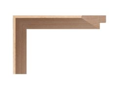 Marco de madera de haya natural, modelo 156-HY. Moldura con perfil en forma de pirámide, líneas limpias y acabado natural que resalta la veta de la madera. Ideal para cuadros, fotografías o espejos, aporta un estilo cálido, moderno y minimalista.